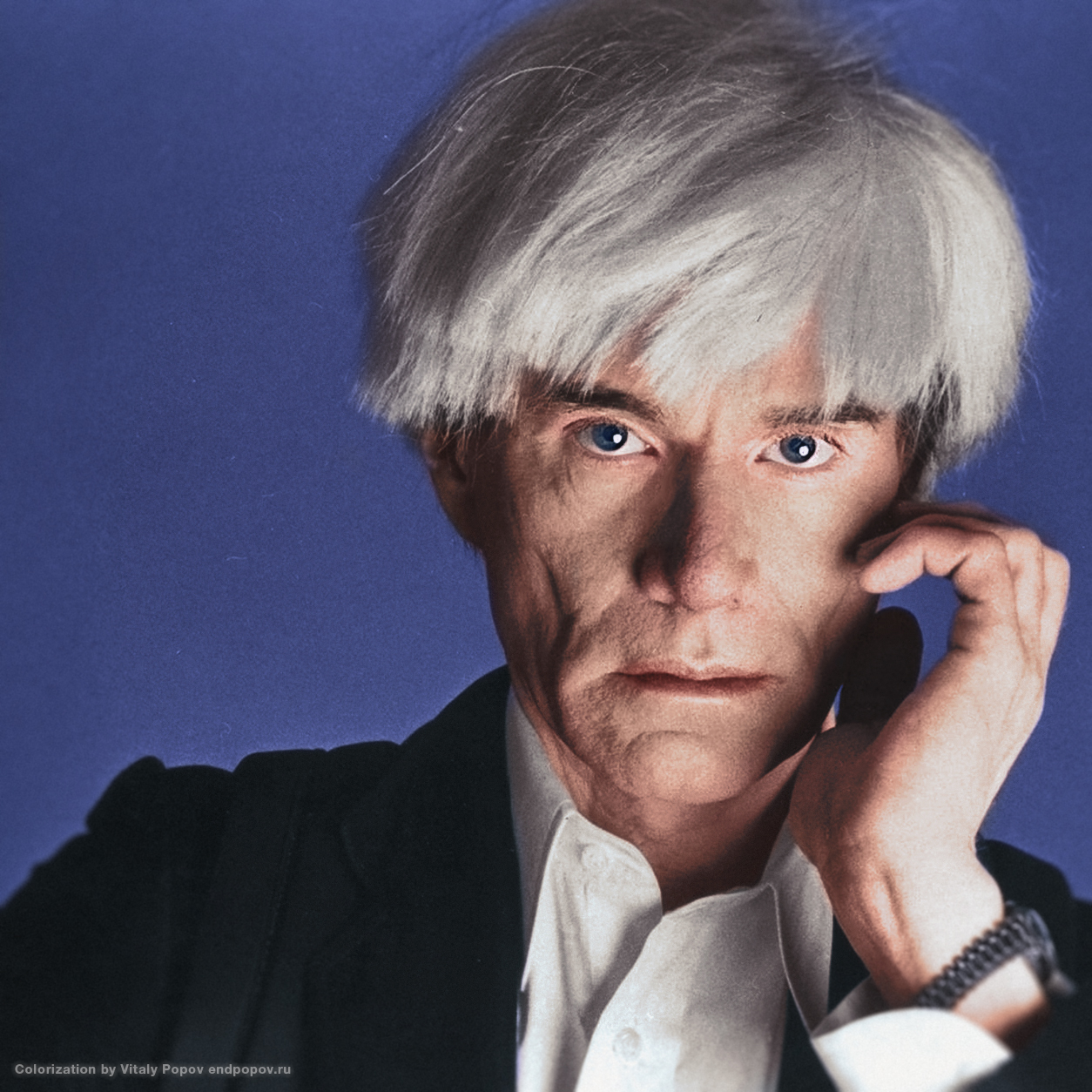 Художник и дизайнер Энди Уорхол Andy Warhol в цвете 1254x1254
